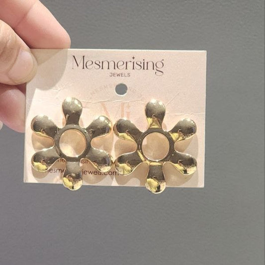 Sova Studs