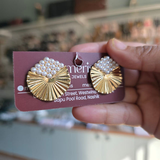 Elara Studs