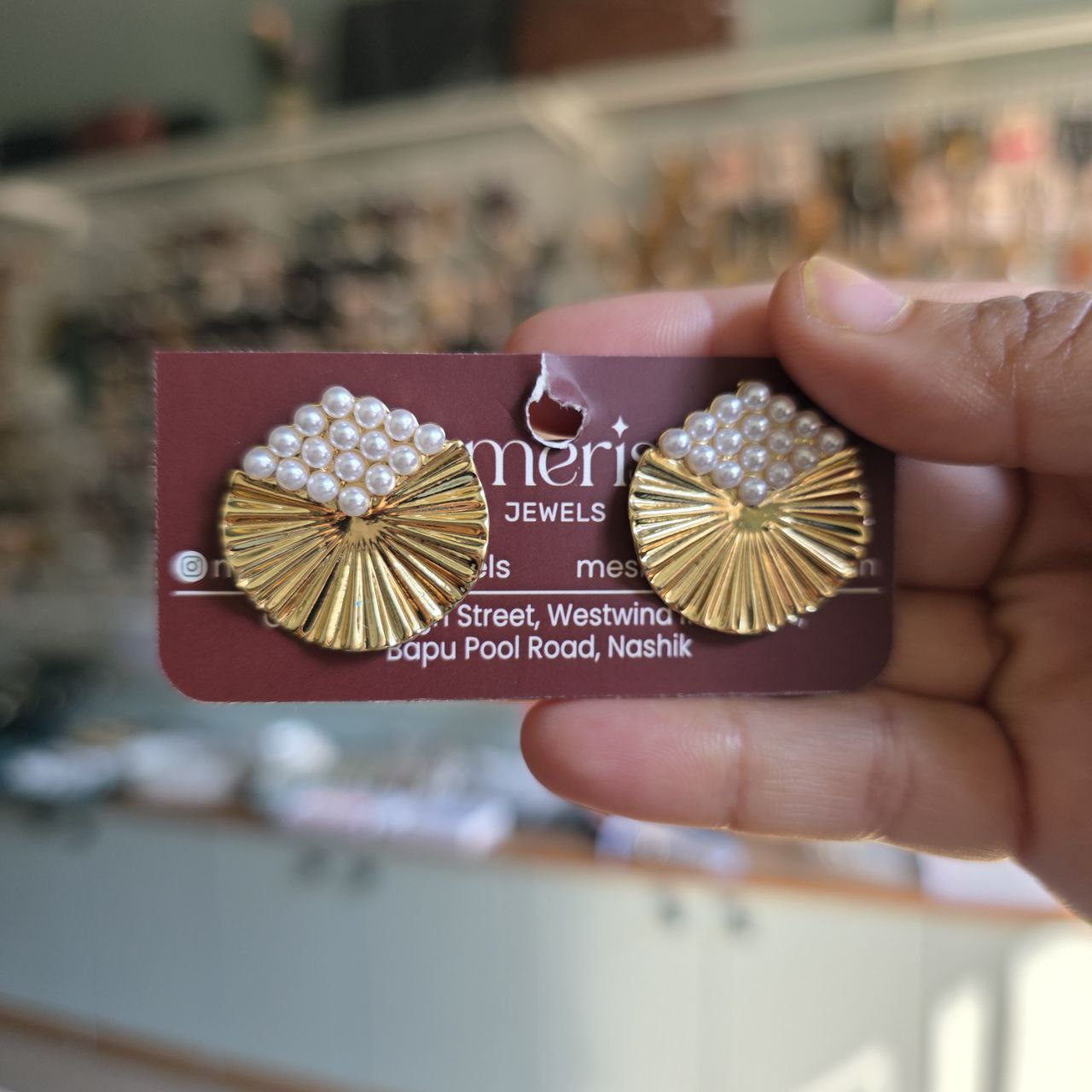 Elara Studs
