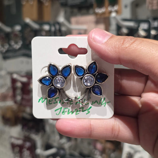 Charvi Studs