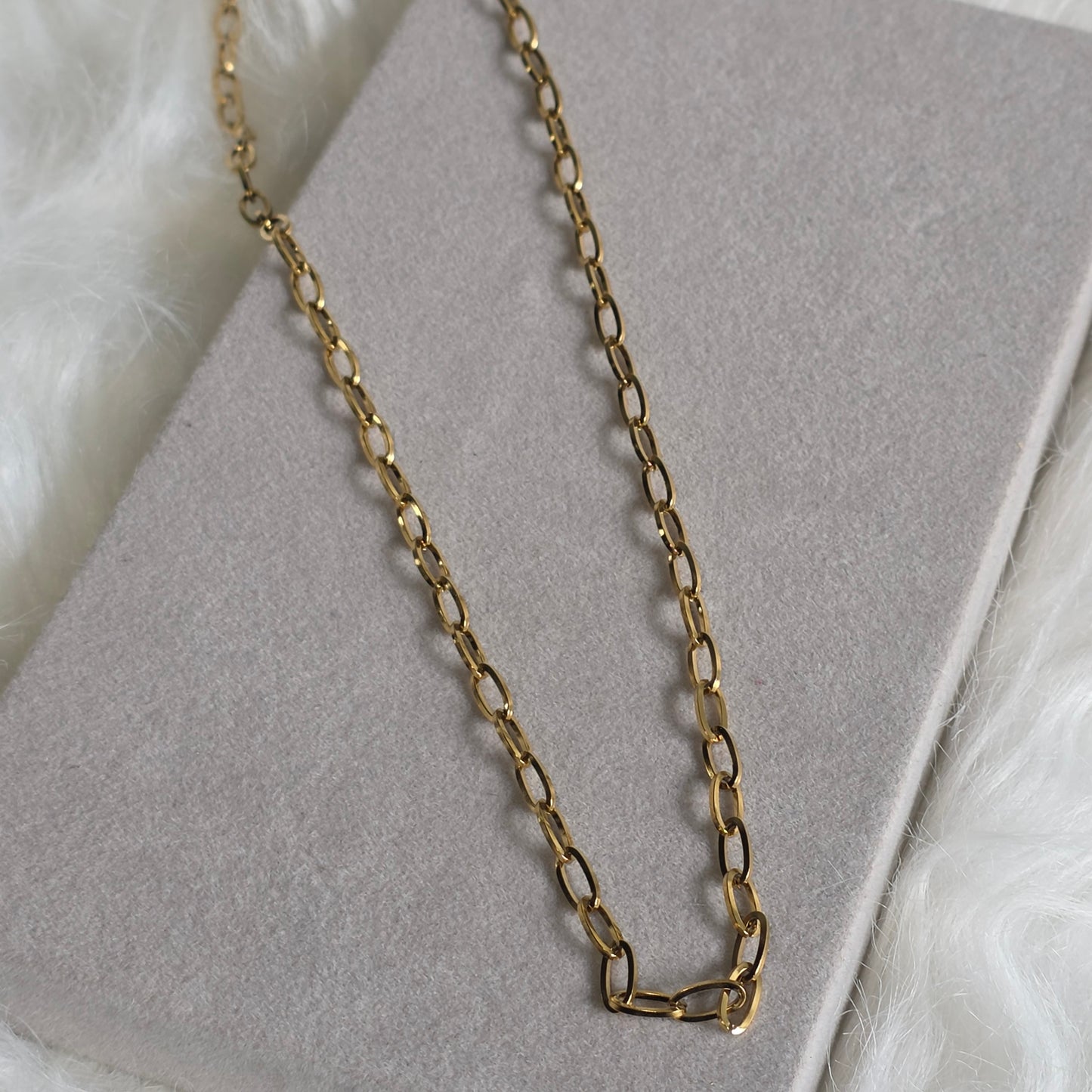 Unisex Chain