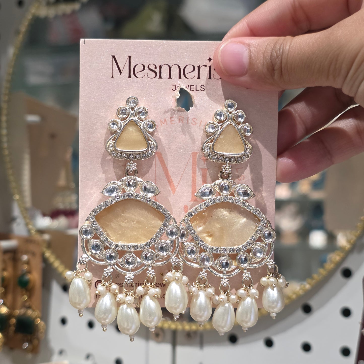 Arvi Earrings