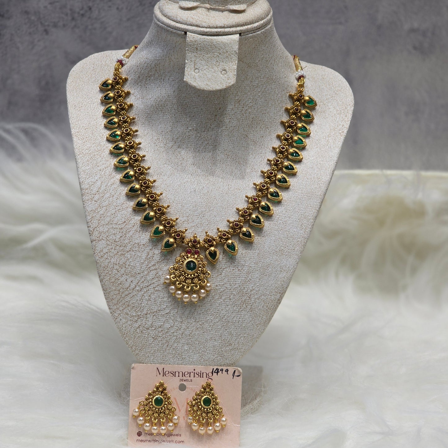Riva Ethnic Set