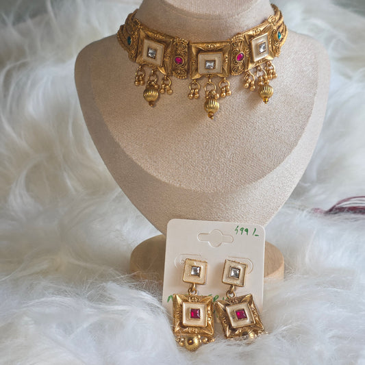 Kesar Ethnic Set