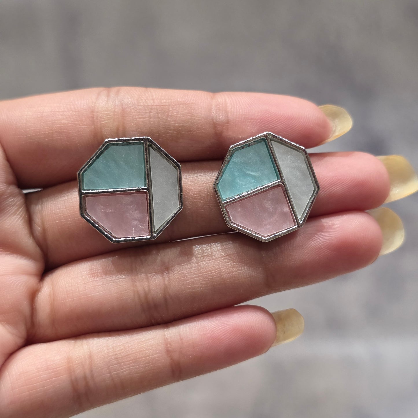 Dune Studs