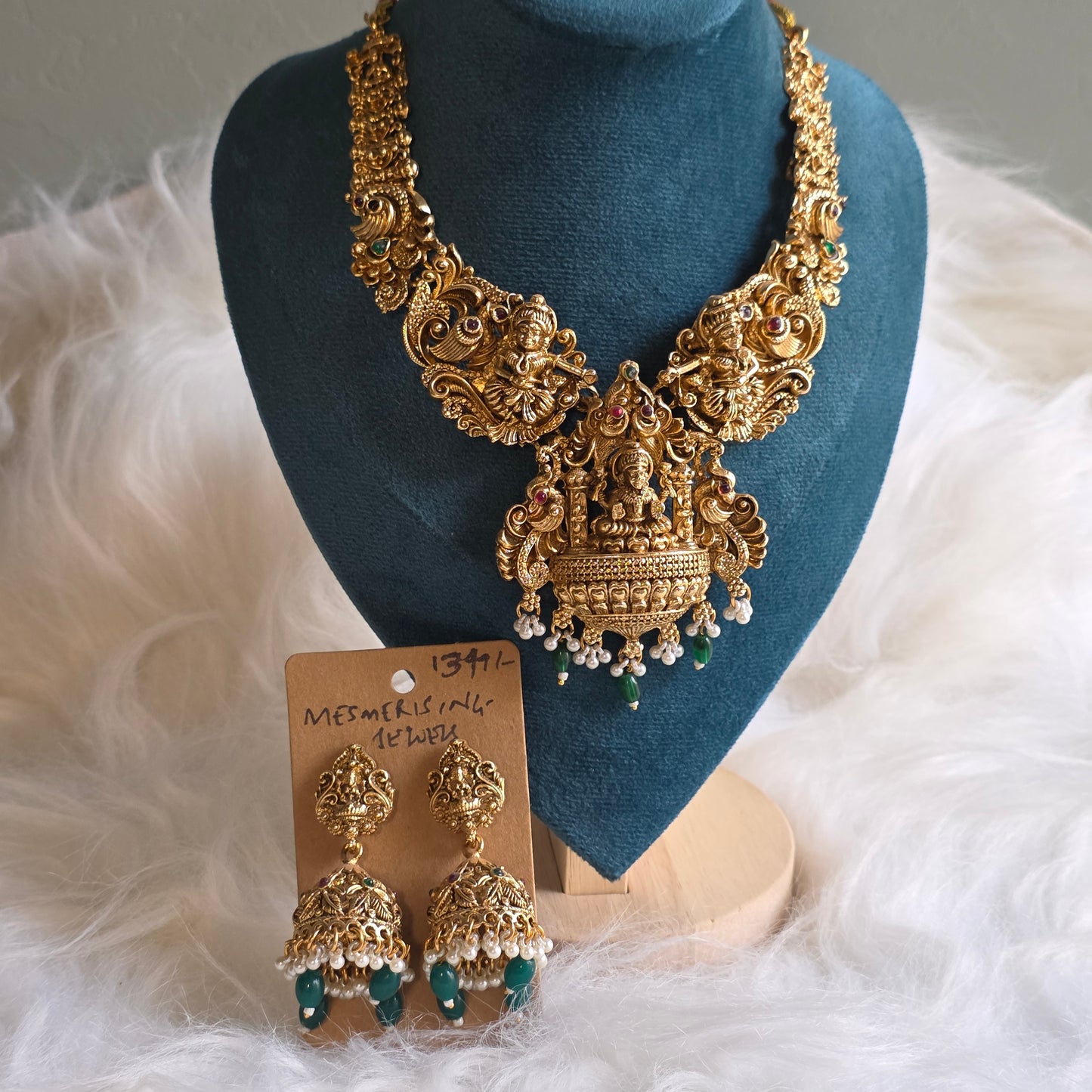 Katha Ethnic Set
