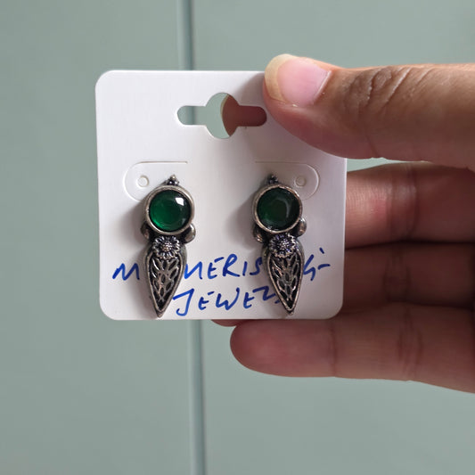 Tavi Studs