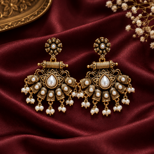 Mahive Earrings
