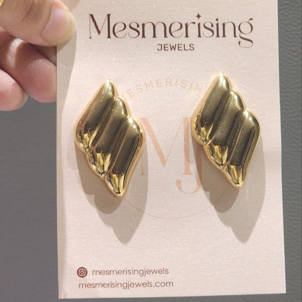 Noya Earrings