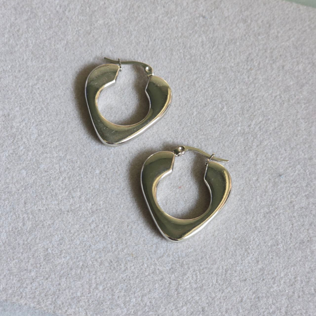 Virelle Loops
