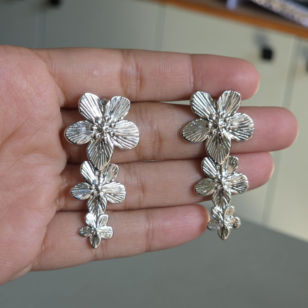 Evara Earrings