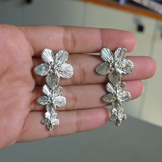 Evara Earrings