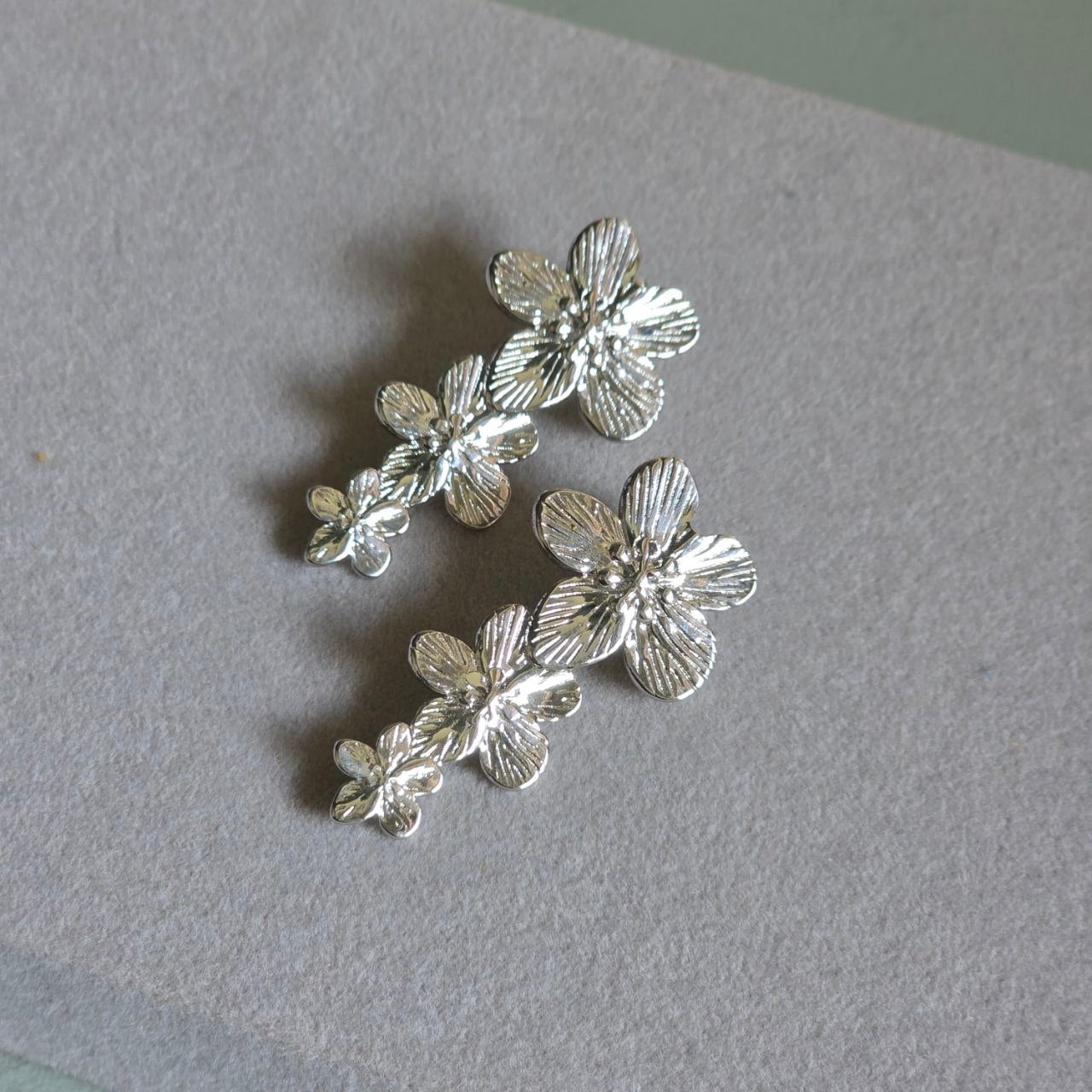 Evara Earrings
