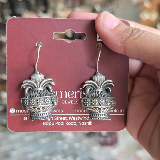 Kira Earrings