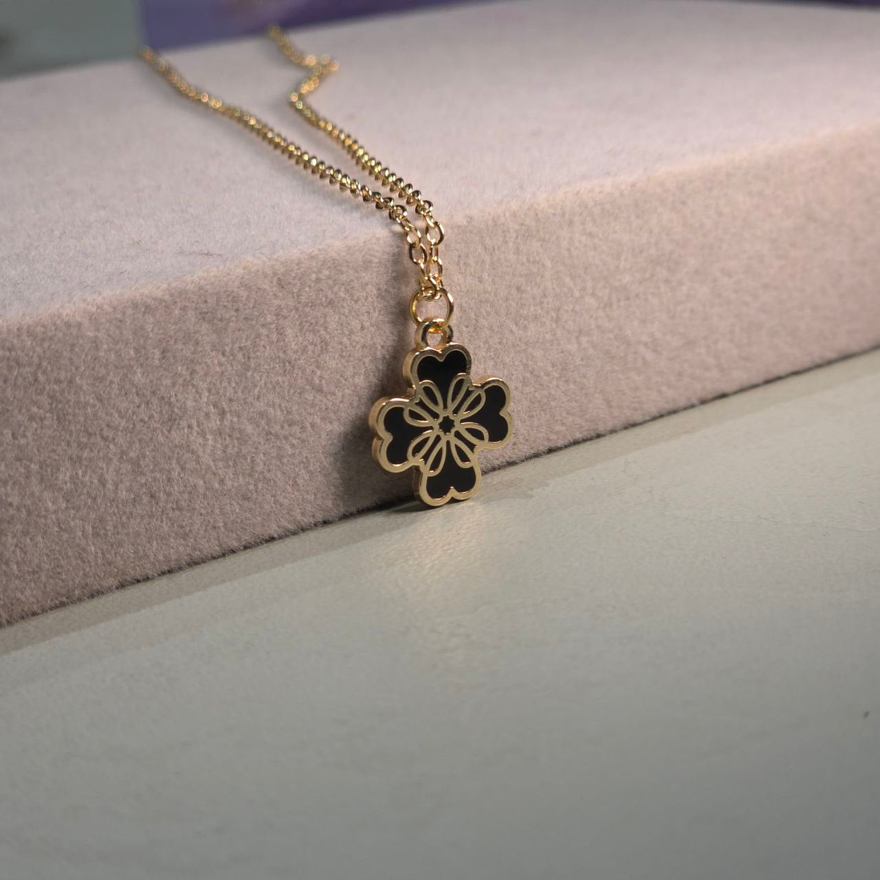 Silune Chain