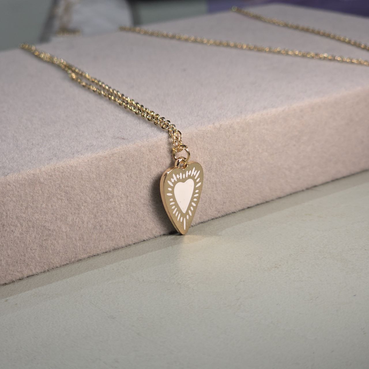 Dawn Chain