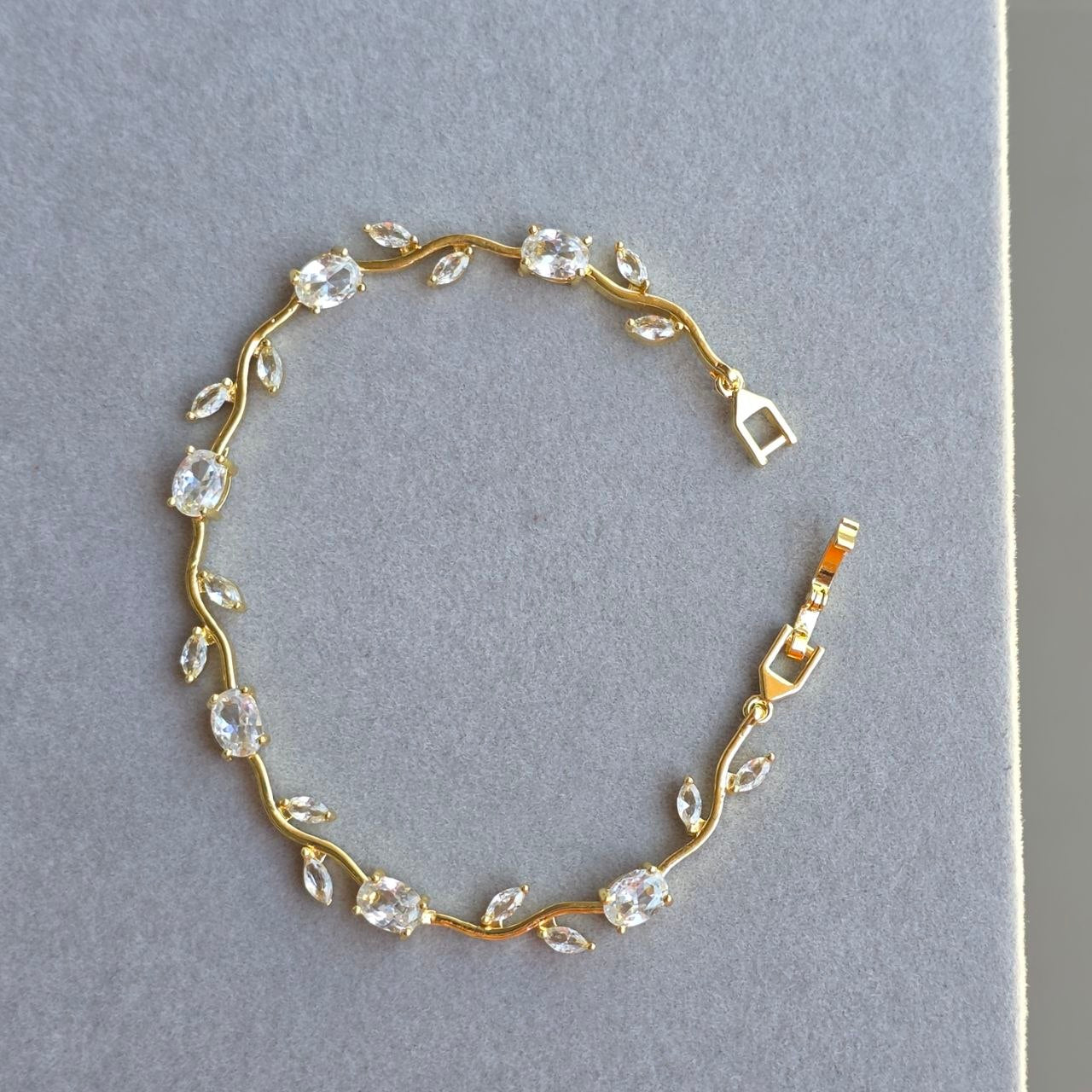 Tulip Bracelet