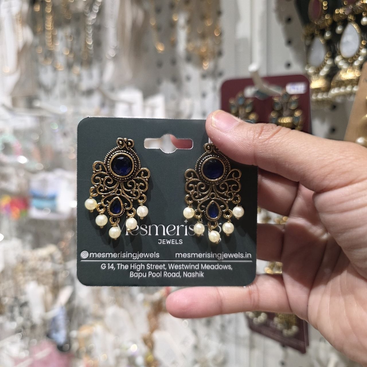 Noorika Earrings
