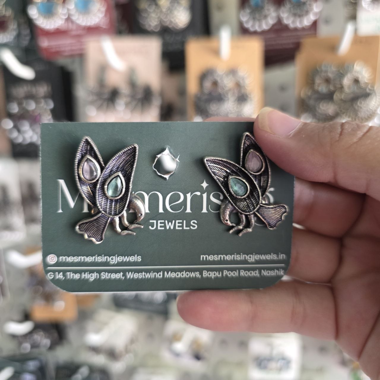 Zaroka Studs