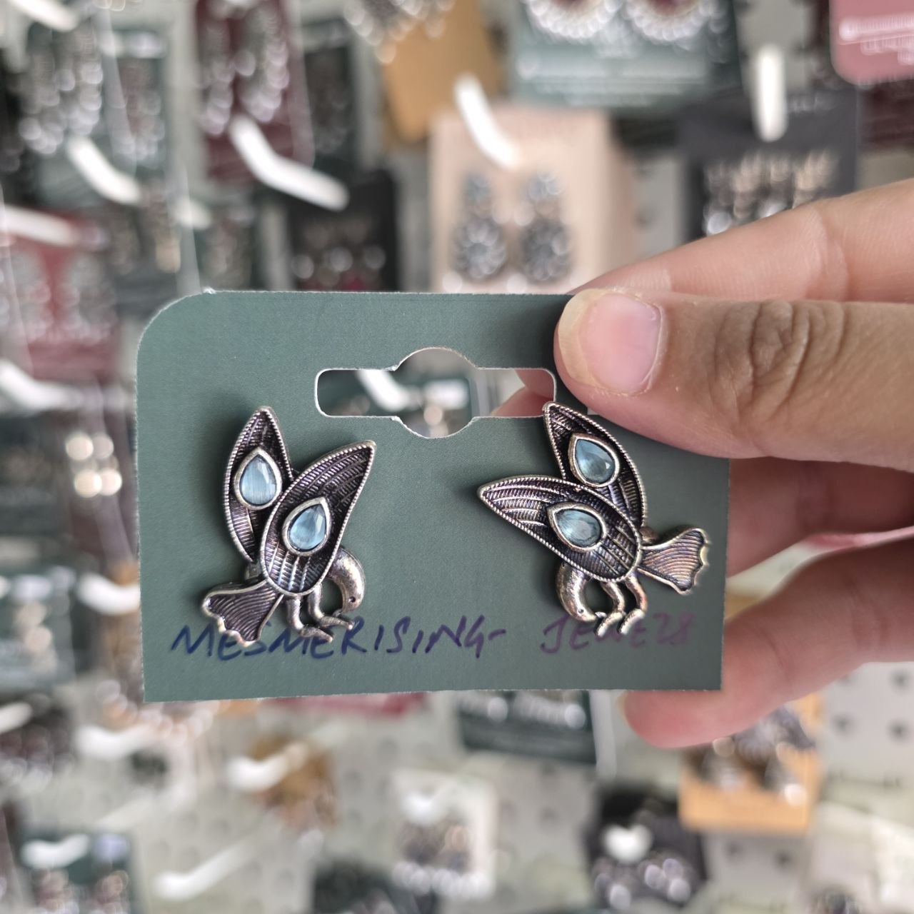 Zaroka Studs