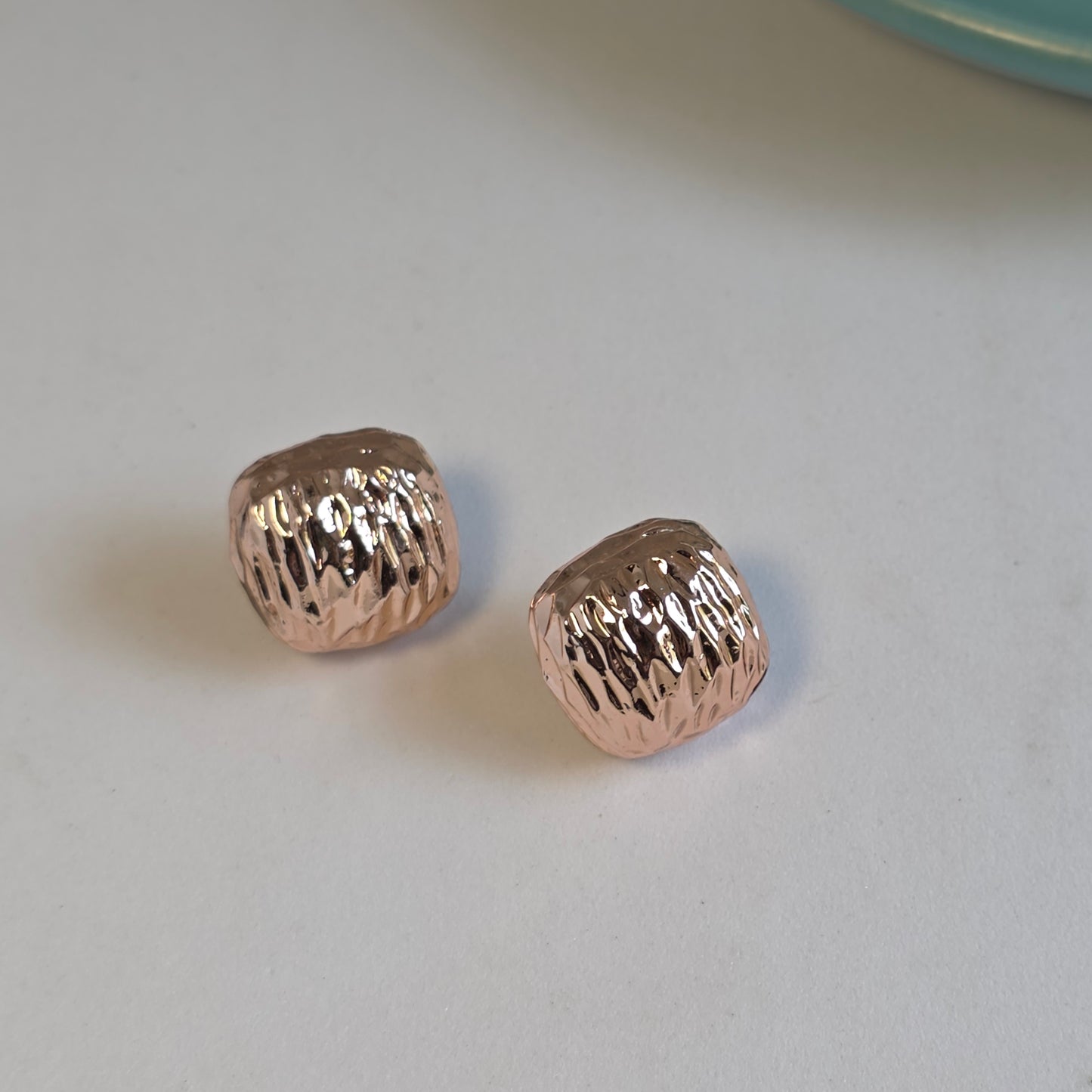 Quada Studs