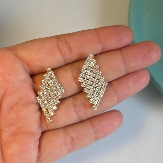 Gleam Studs