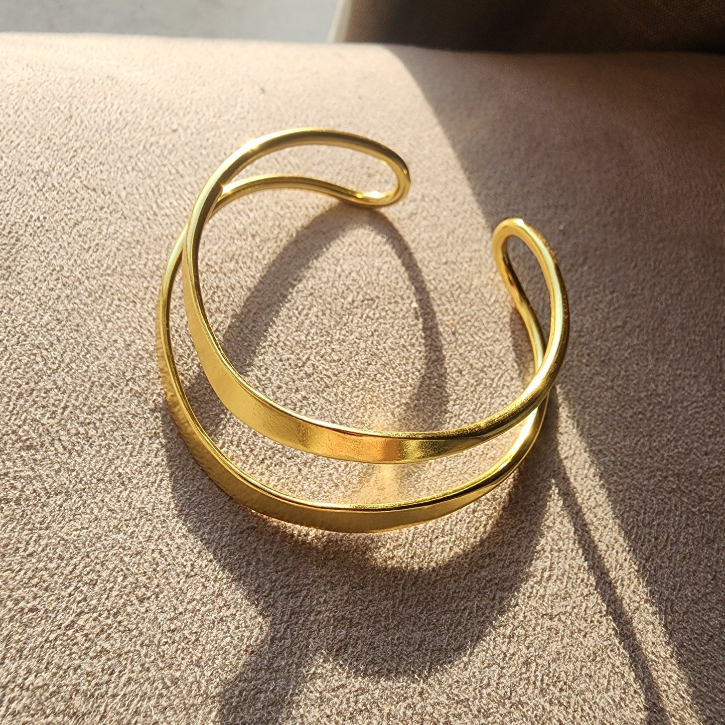 Adiva Brass Kada
