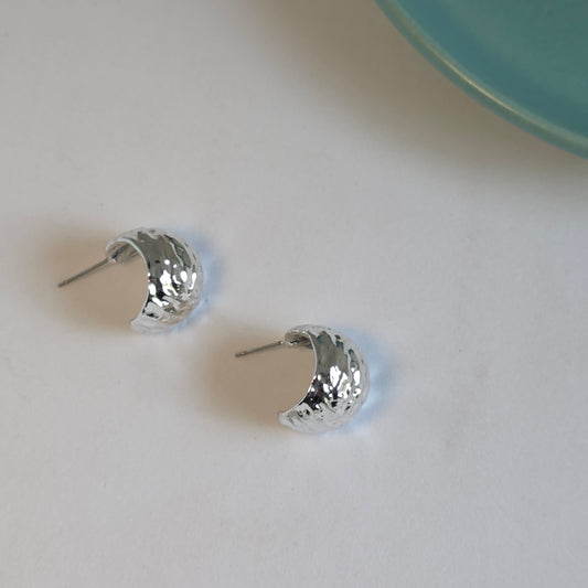 Lunet Studs