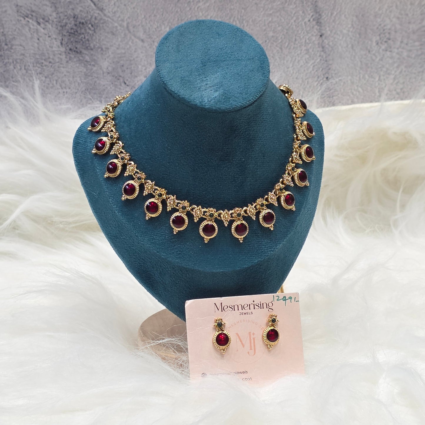 Nivya Ethnic Set
