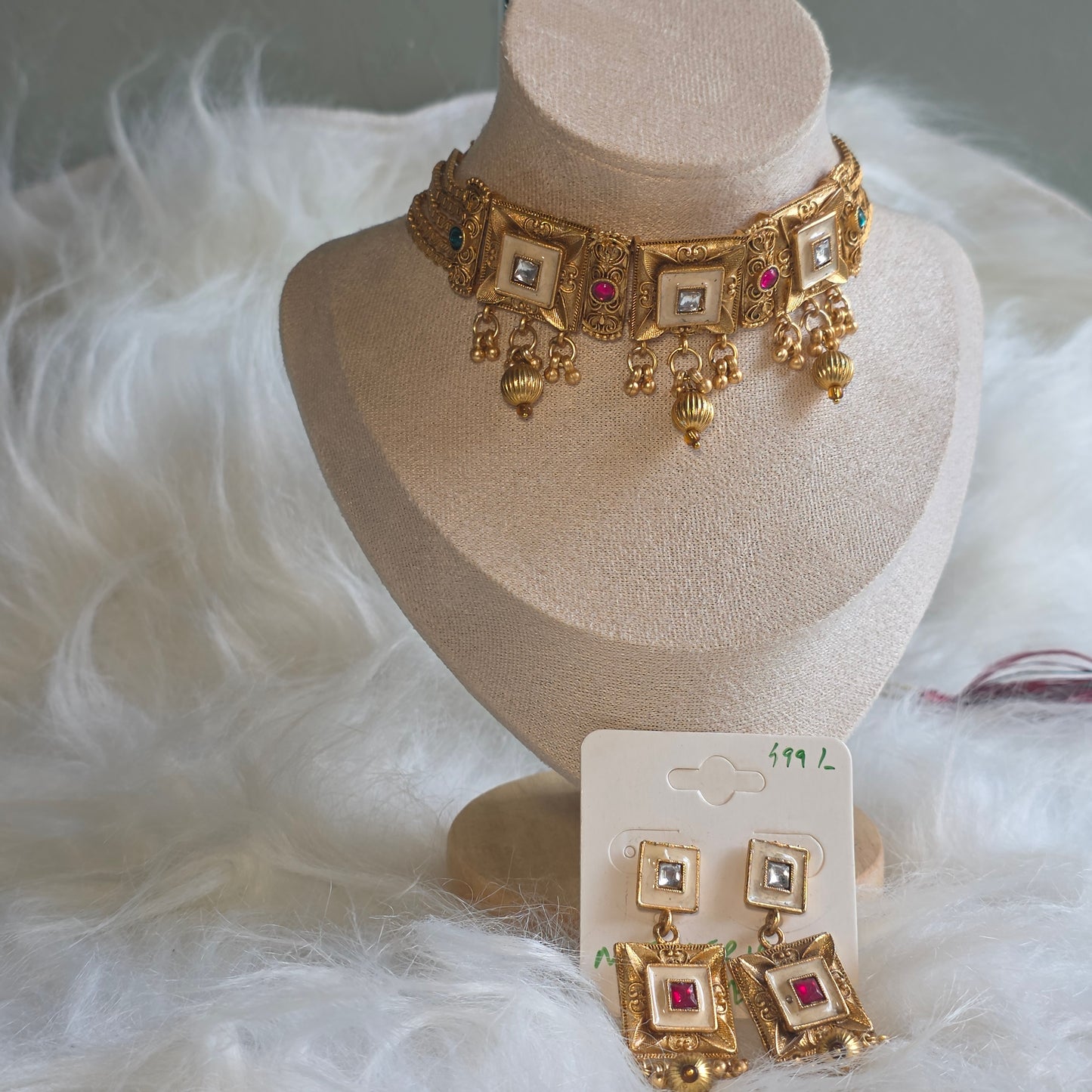 Kesar Ethnic Set