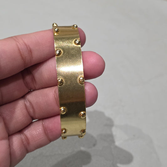 Aura Armcuff