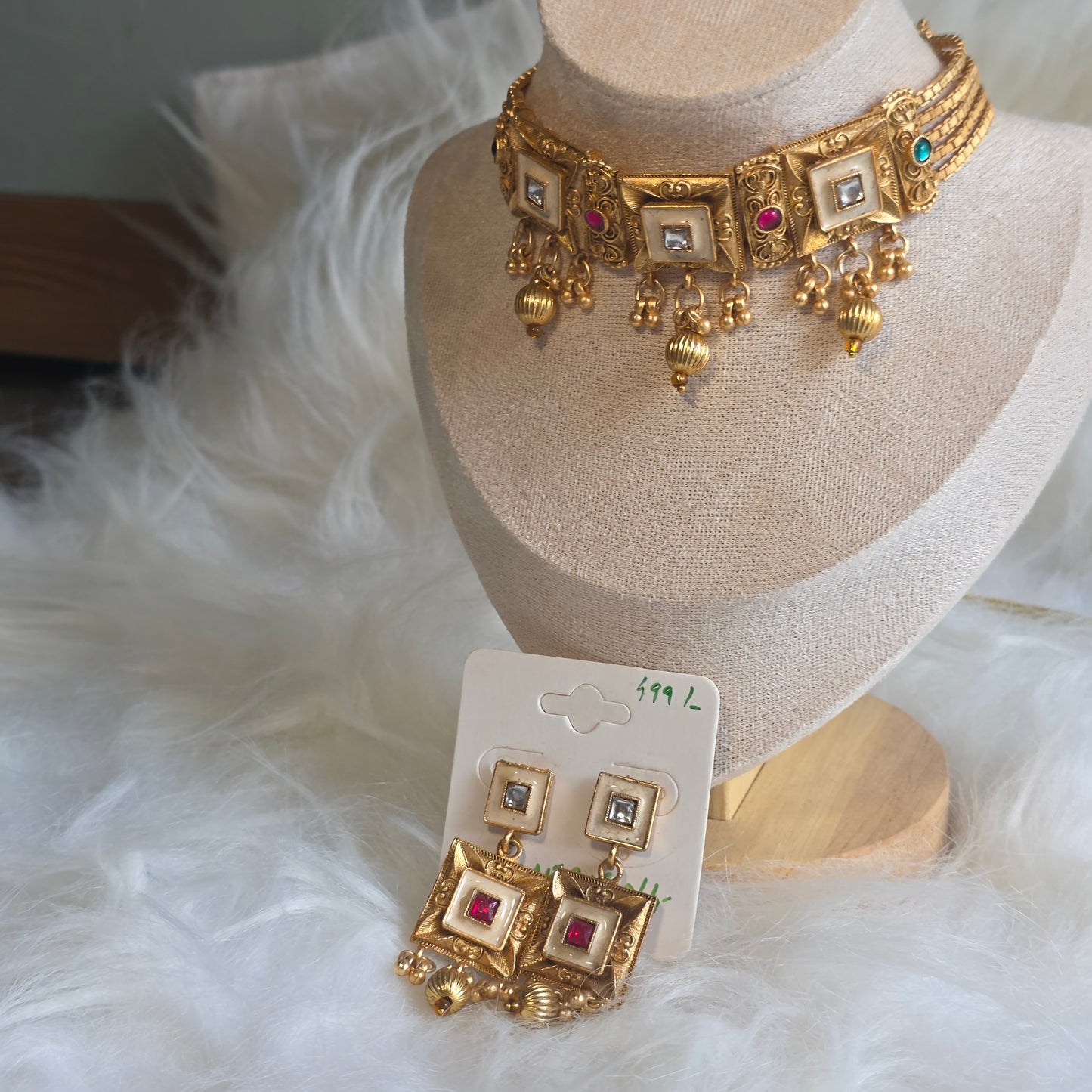 Kesar Ethnic Set