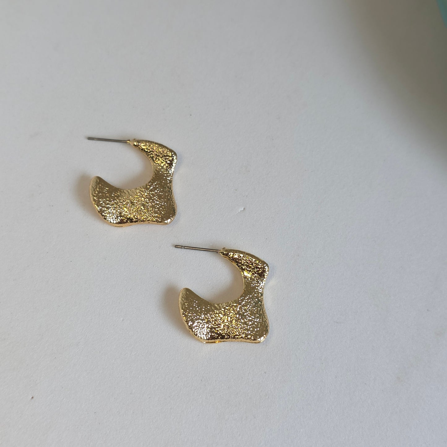 Edge Studs