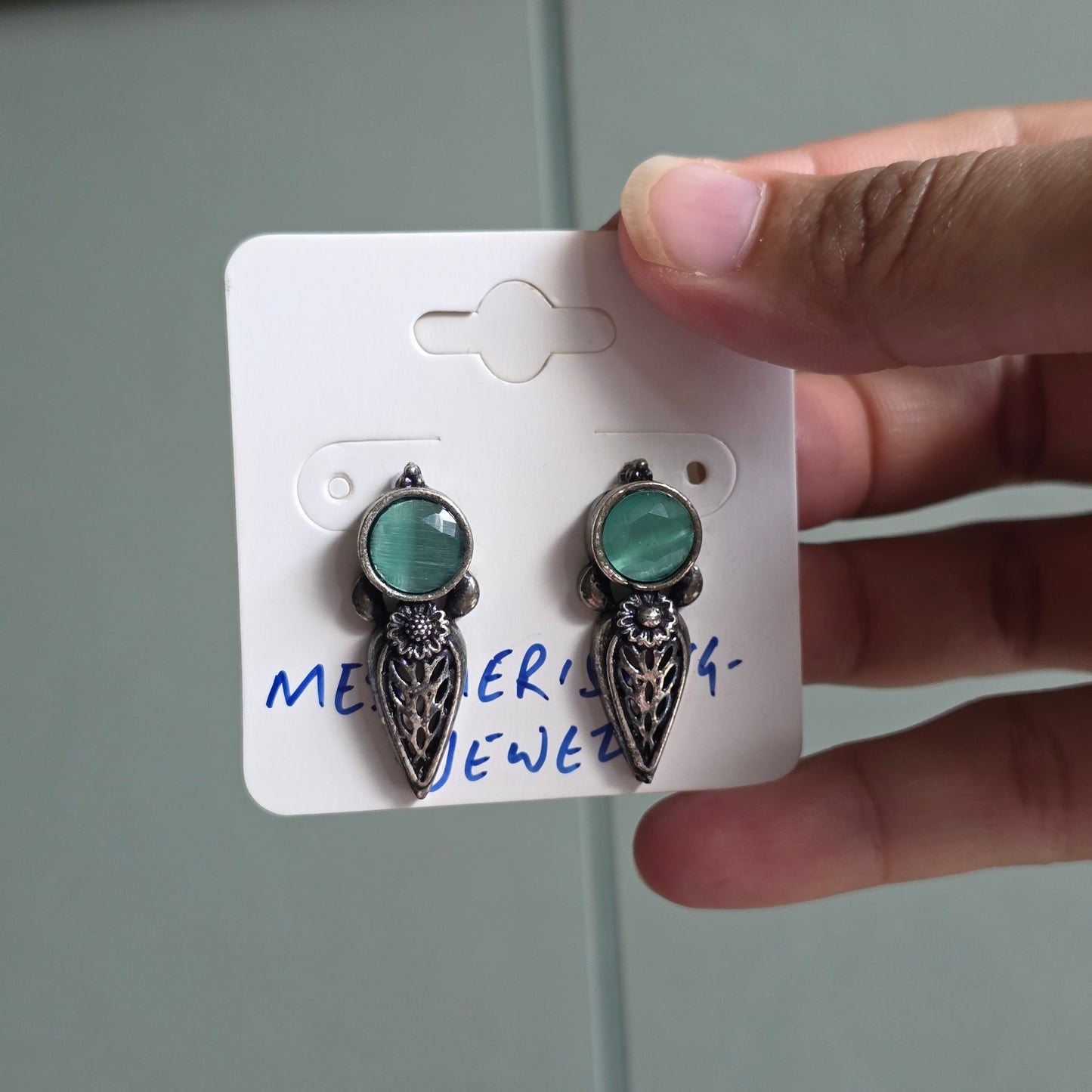 Tavi Studs