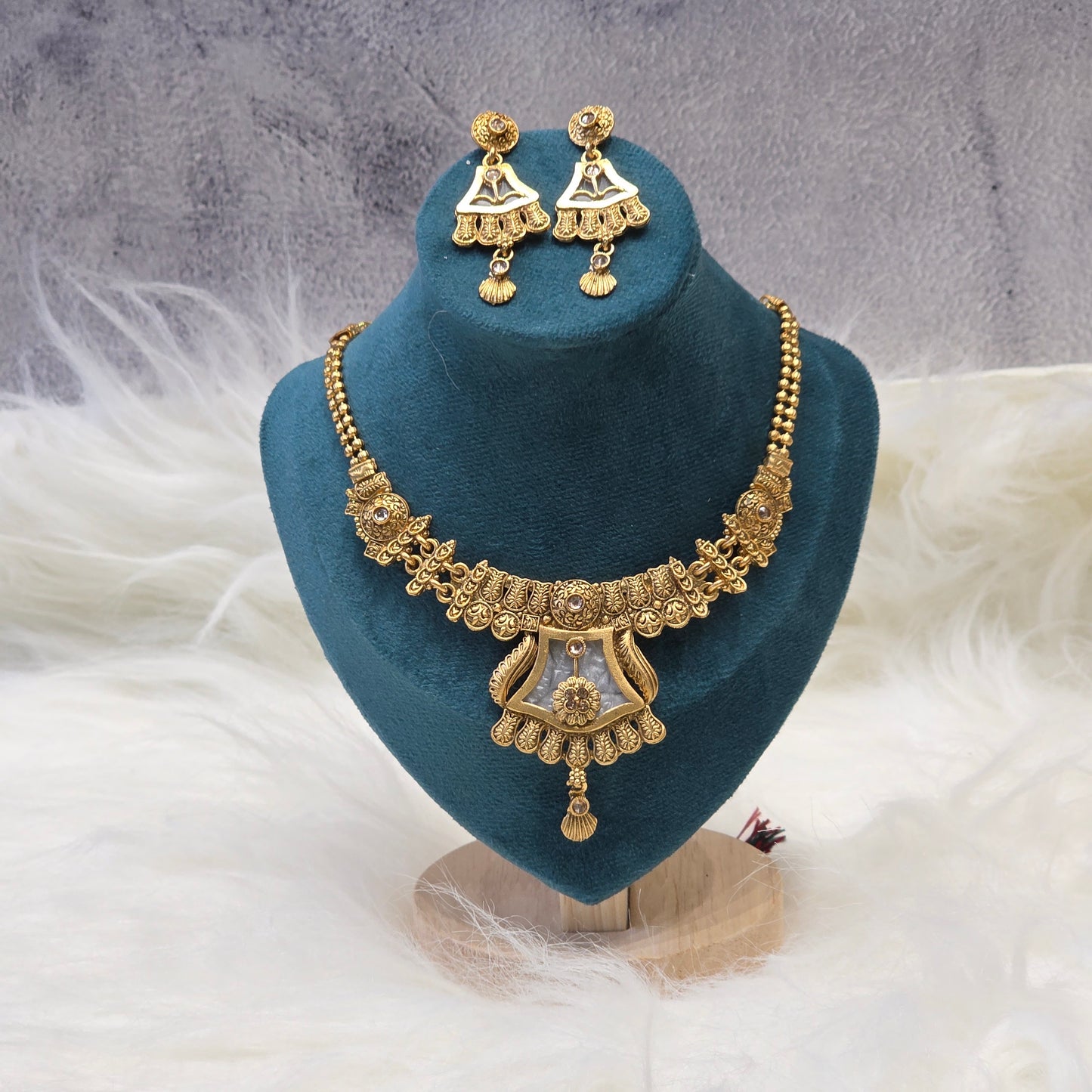 Saira Ethnic Set