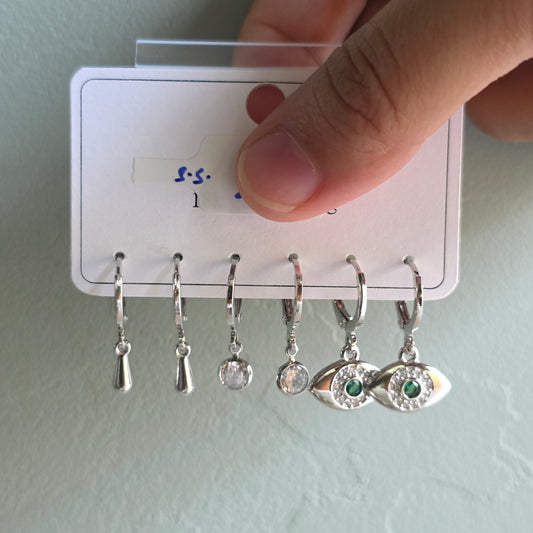 Studs Combo Card