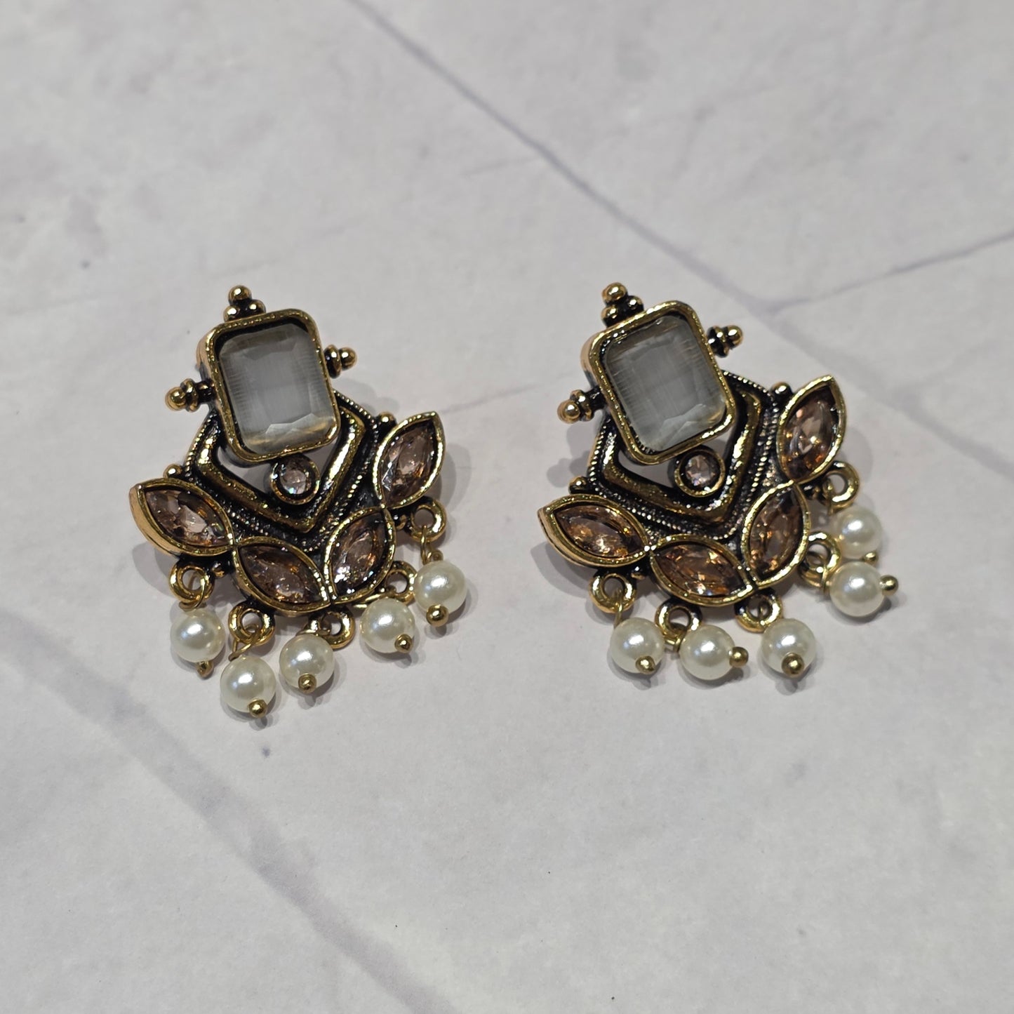 Kaiva Earrings