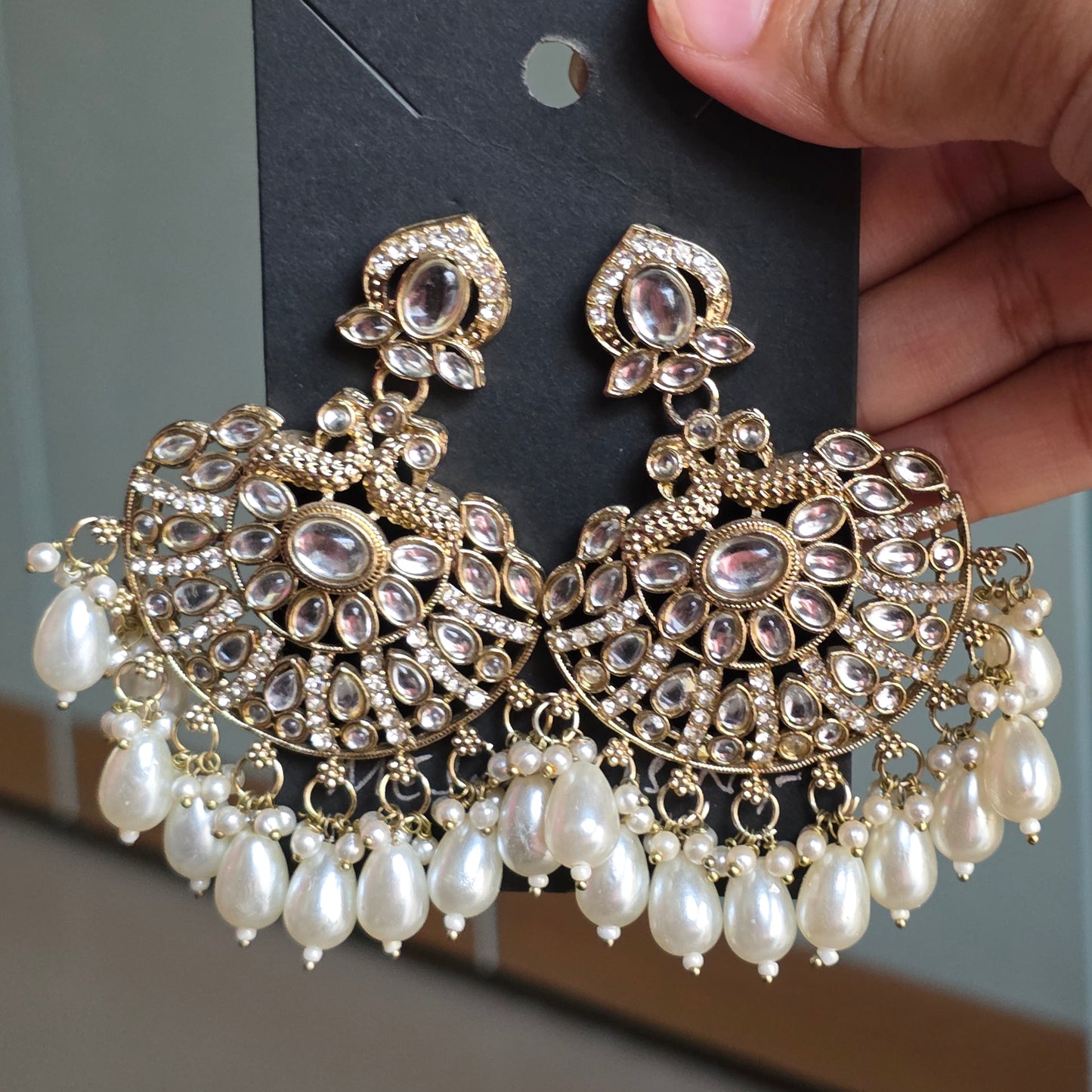 Riwayaat Earrings