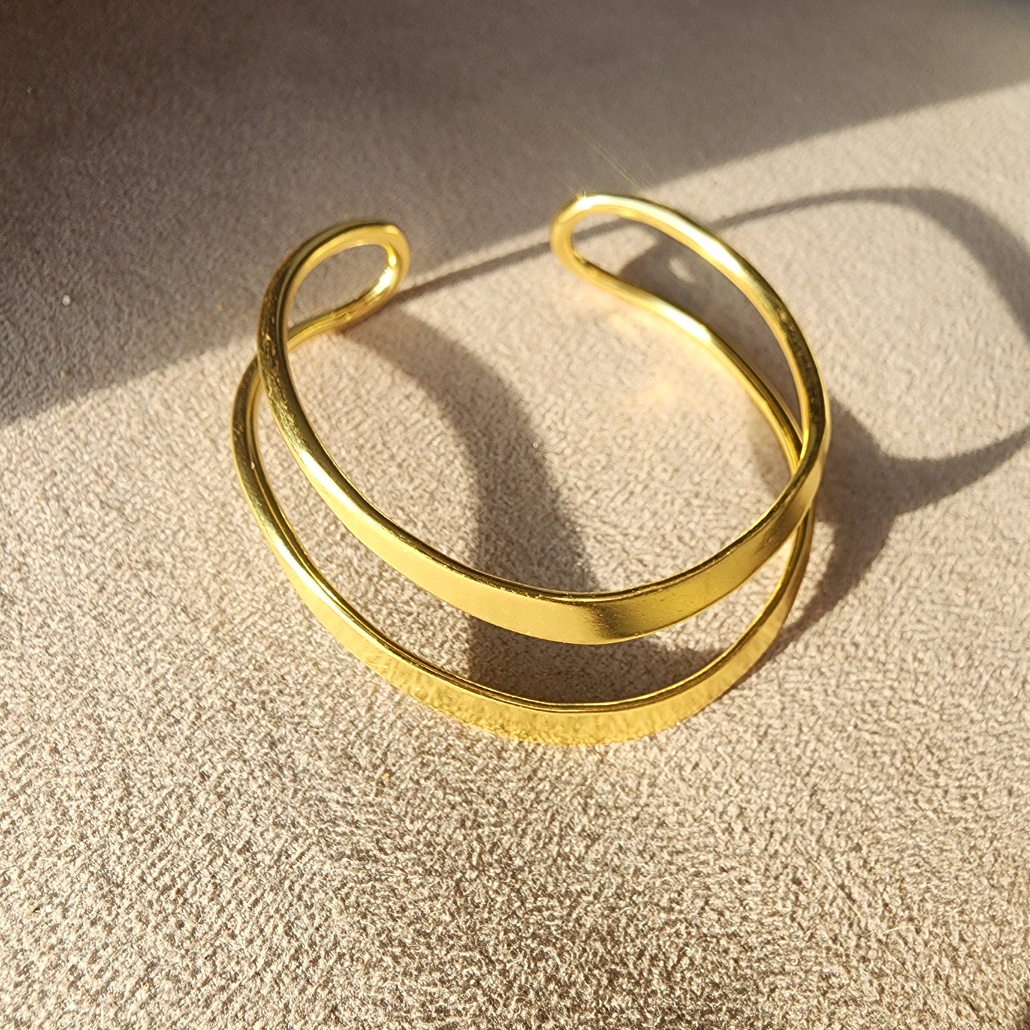 Adiva Brass Kada