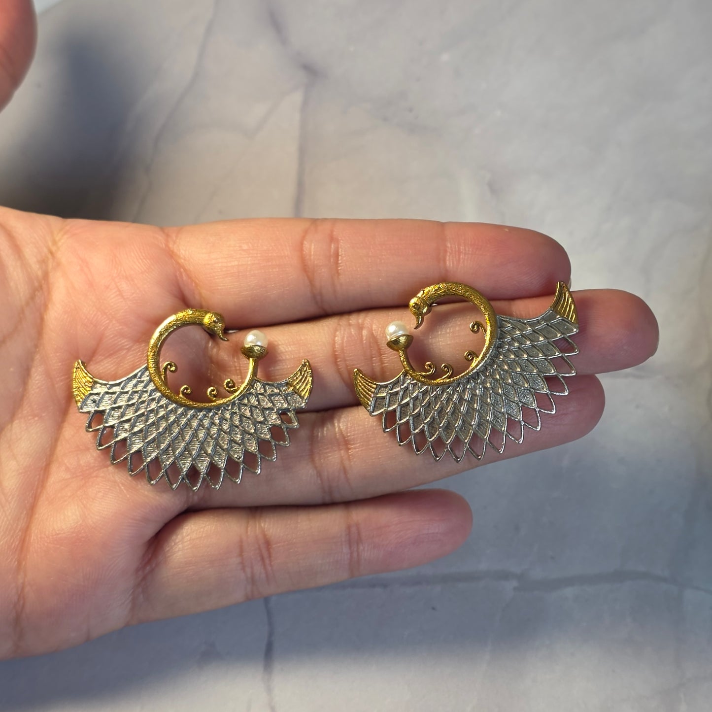 Vihana Studs