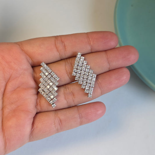 Gleam Studs