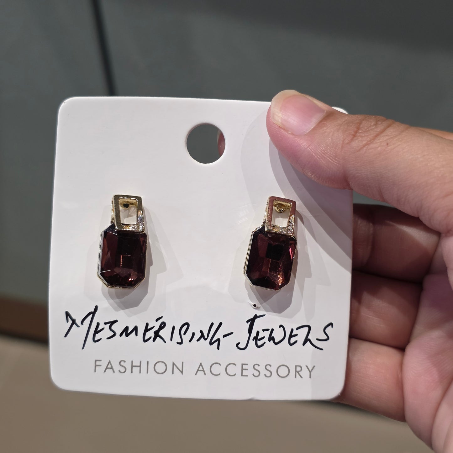 Liora Studs