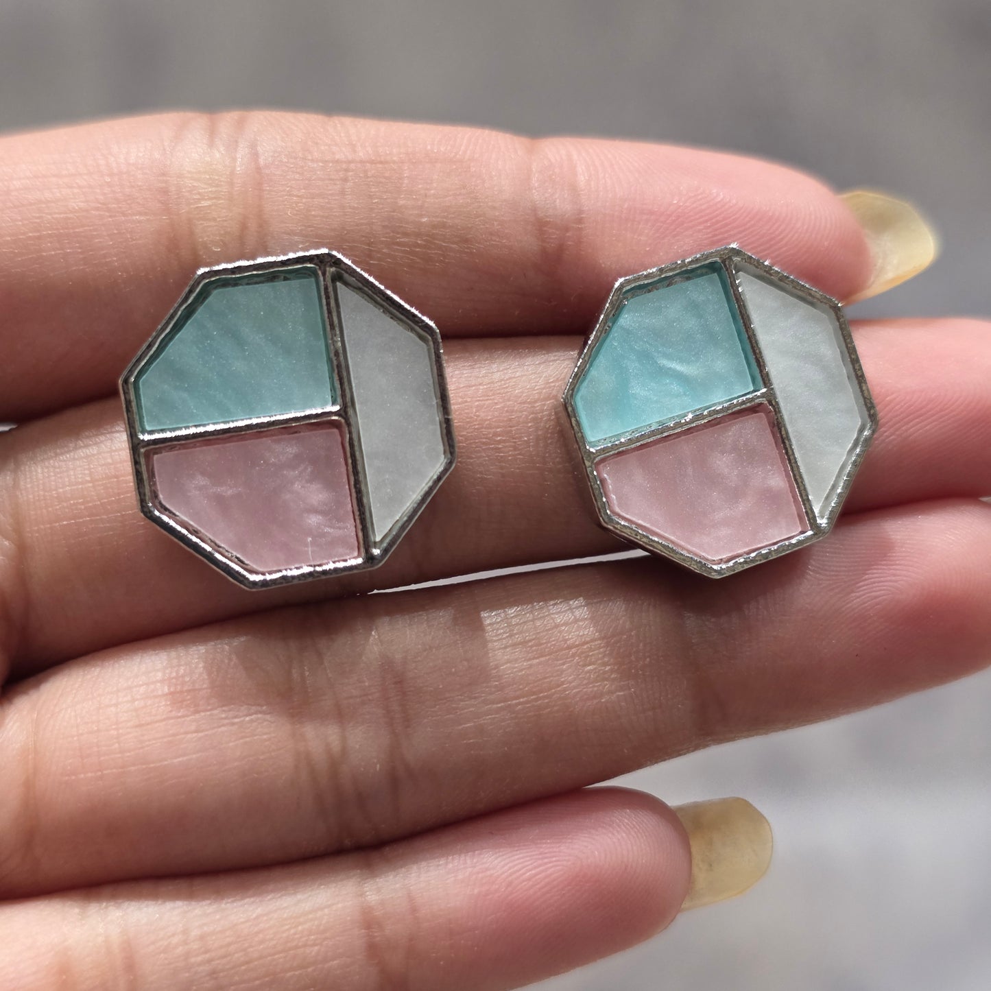 Dune Studs
