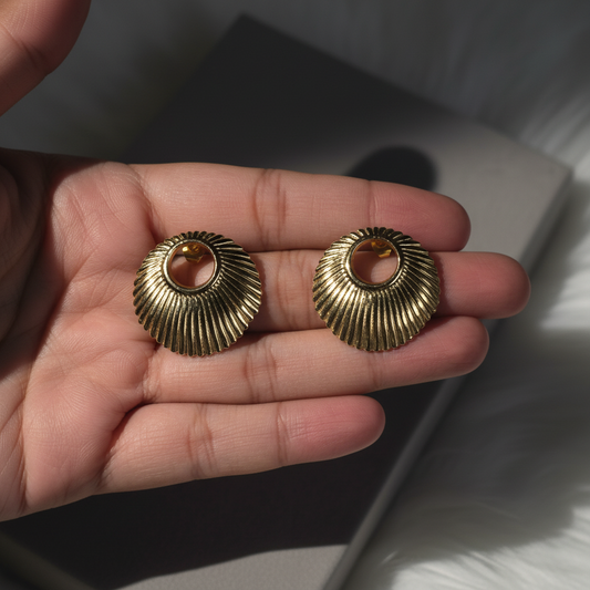 Opux Studs
