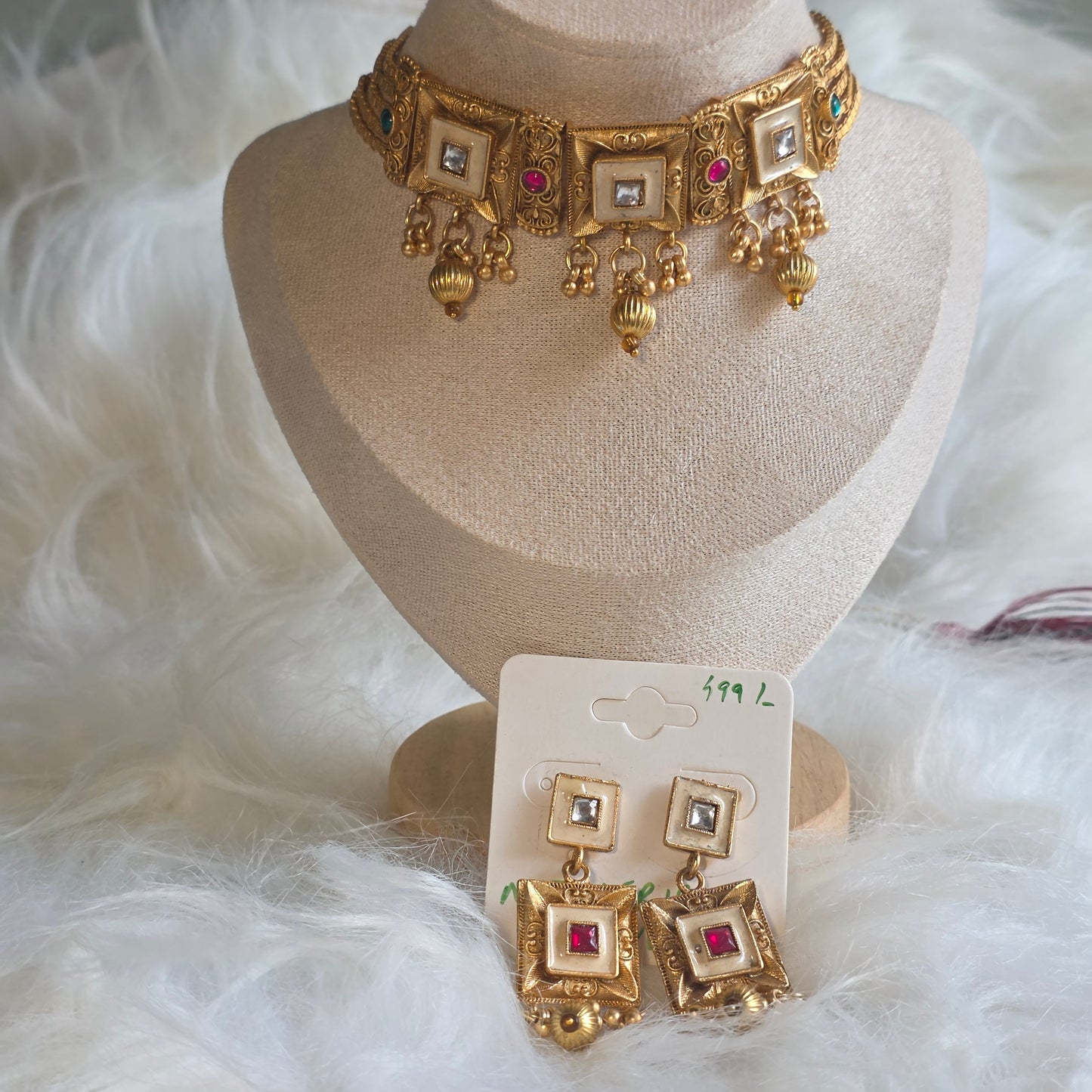 Kesar Ethnic Set