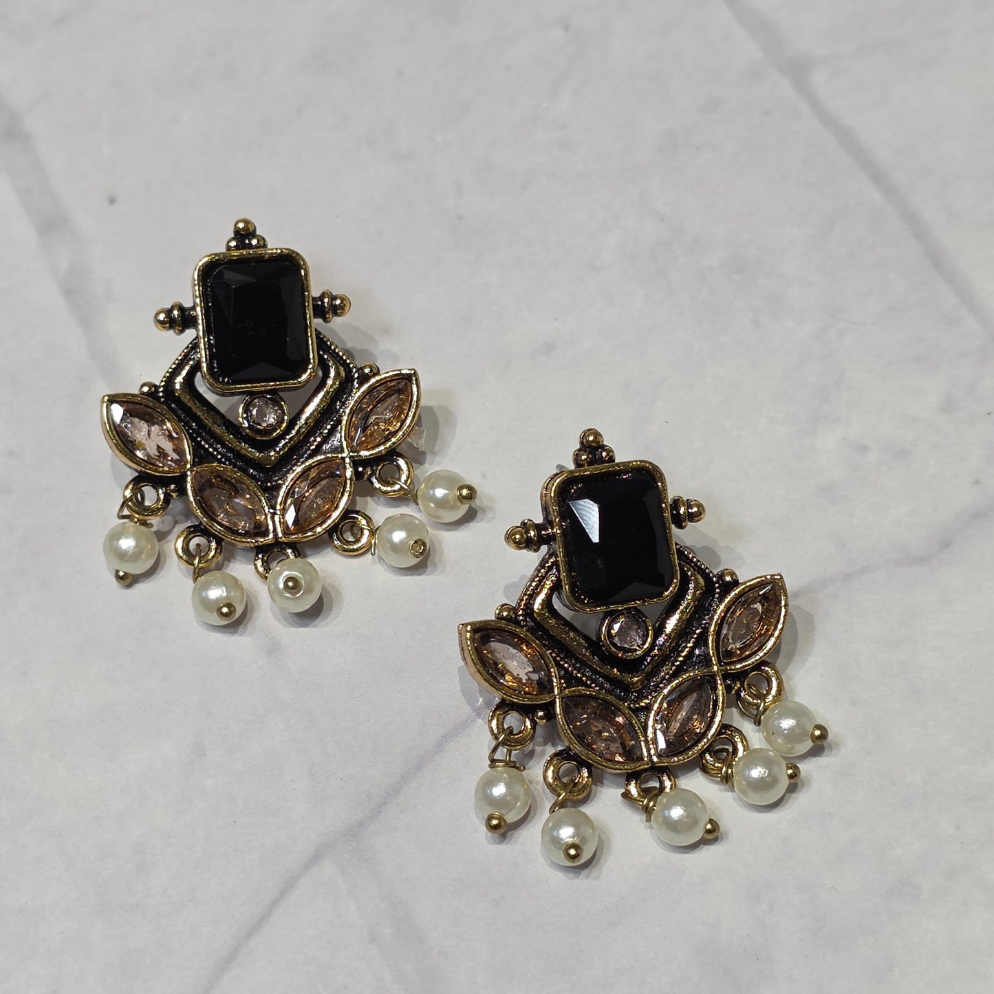 Kaiva Earrings