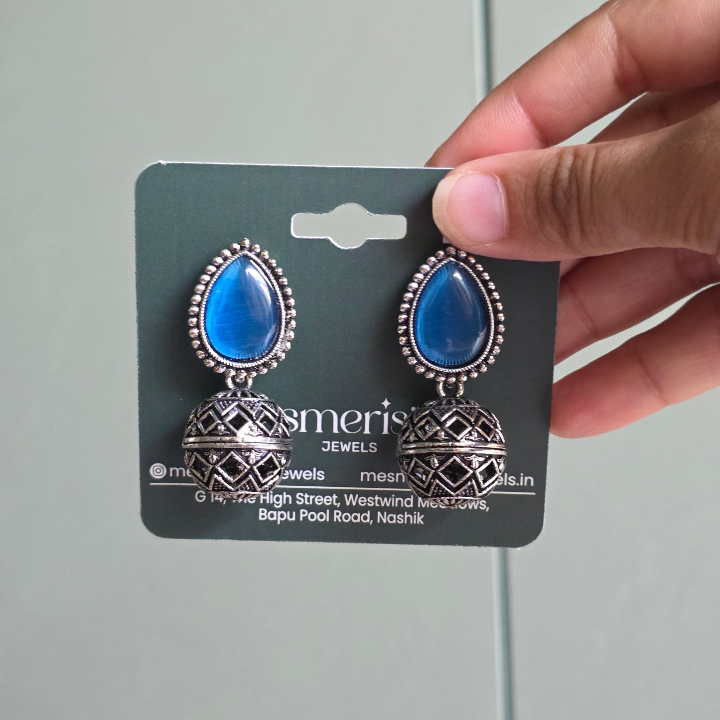 Eshna Earrings
