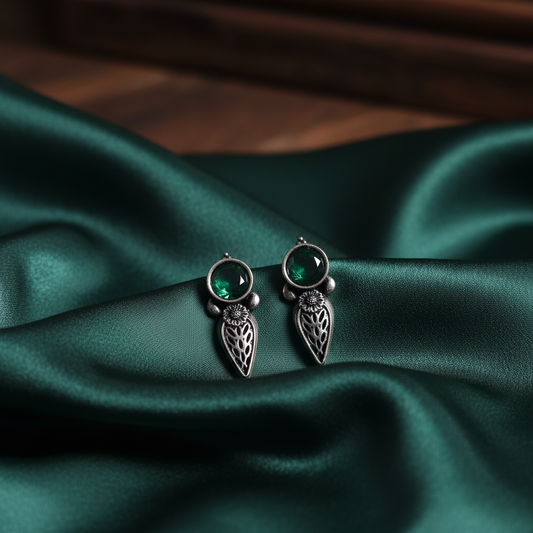 Tavi Studs