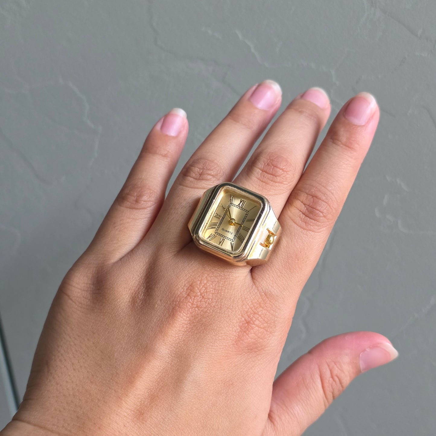 Finger Watch