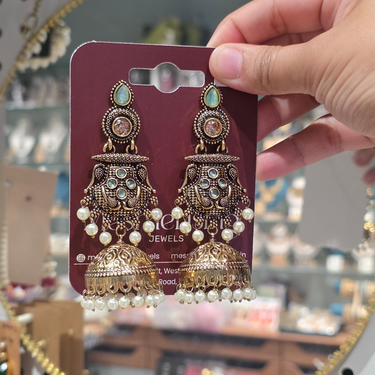 Mrinal Jhumka